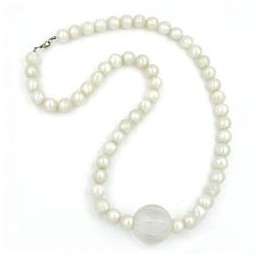 necklace beads 35/14mm wax-white 75cm