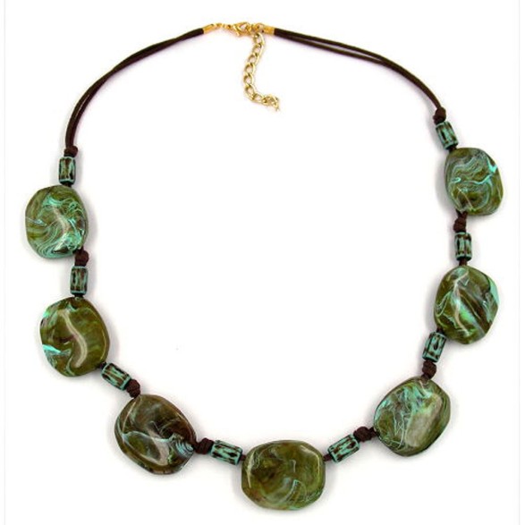 necklace fantasy beads olive-green 50cm