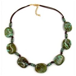 necklace fantasy beads olive-green 50cm