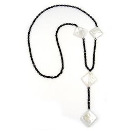 necklace square beads wax-white 90cm