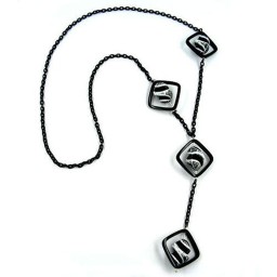 necklace square beads black-white 80cm
