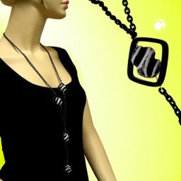 necklace square beads black-white 80cm