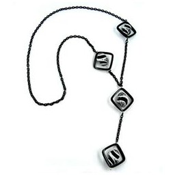 necklace square beads black-white 80cm