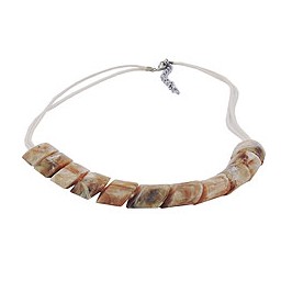 necklace slanted beads beige marbled