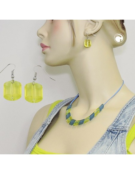 earrings dangeling beads light-green
