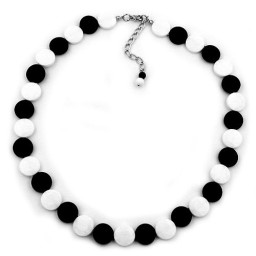 necklace round disks 13mm black/ white