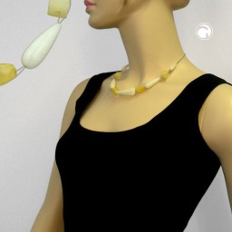 necklace yellow-brown