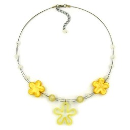 necklace yellow flower