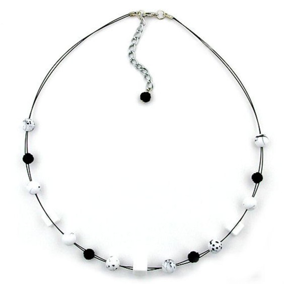 necklace beads white black
