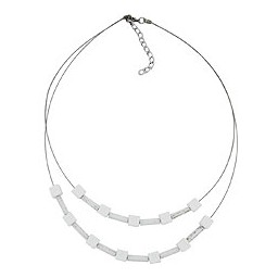 necklace white beads matt