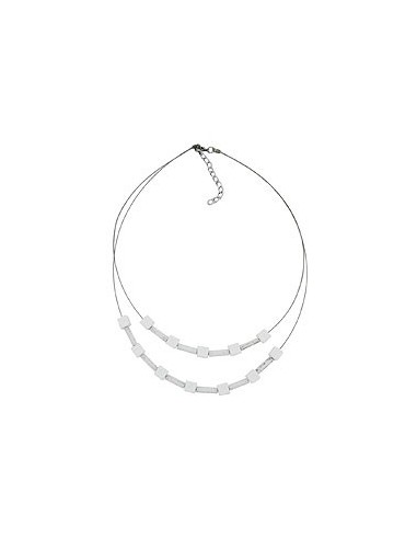 necklace white beads matt