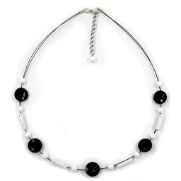 necklace black white beads on coated flexible wire