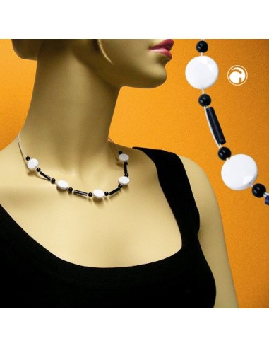 necklace beads white-black