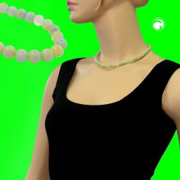 necklace beads 8mm green/white