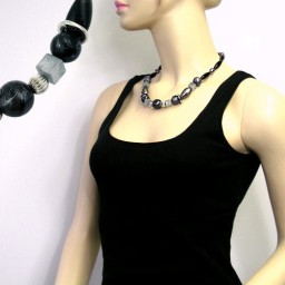 necklace black and silvergrey beads