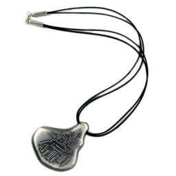 necklace pendant with pattern