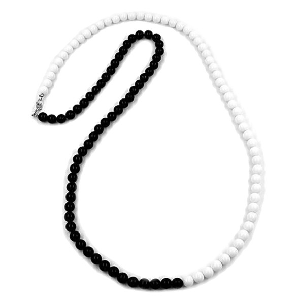 necklace beads 8mm black & white