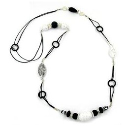 necklace black & white beads 100cm