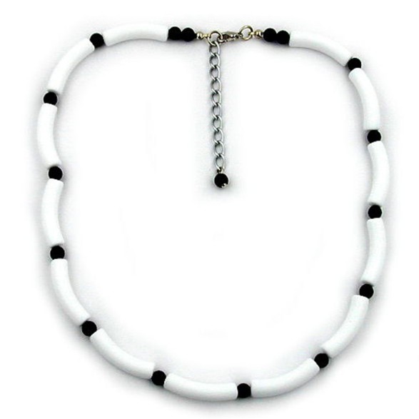 necklace beads white/black