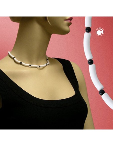 necklace beads white/black