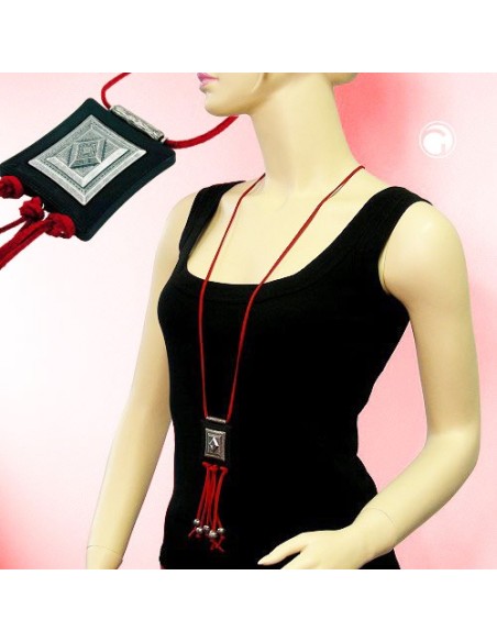 necklace square pendant with charms