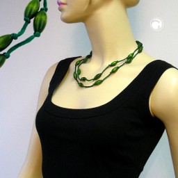 necklce wood beads green