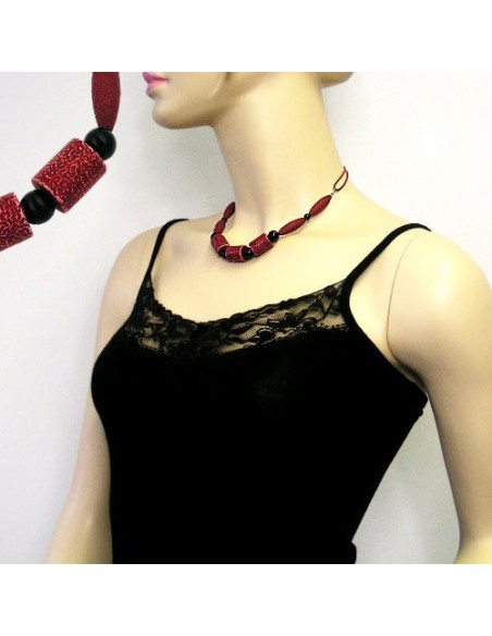 necklace dark red & black beads