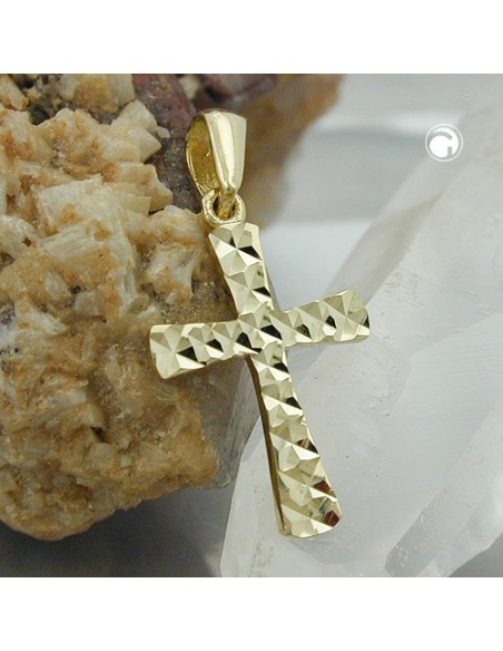 pendant 15x11mm cross diamond cut 9k gold