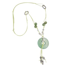 necklace silk-green round pendant