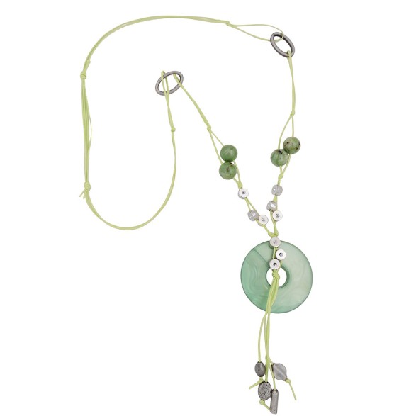 necklace silk-green round pendant