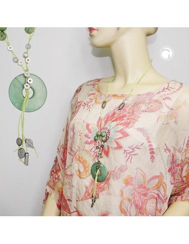 necklace silk-green round pendant