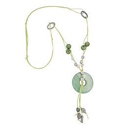 necklace silk-green round pendant