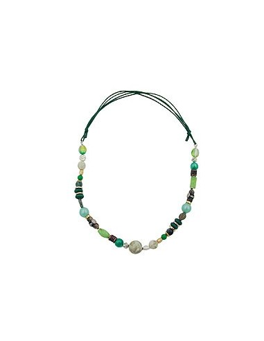 necklace light green dark green multicolour design