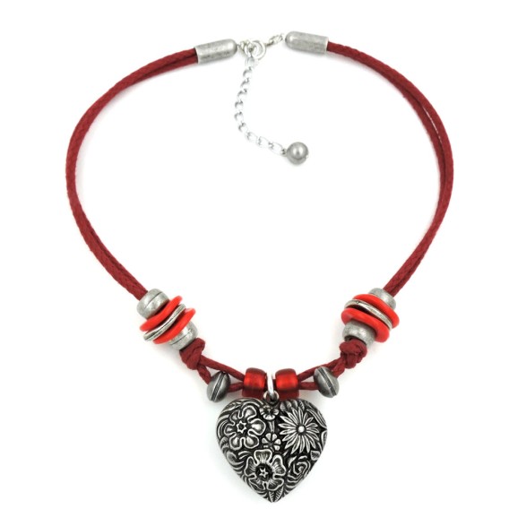 necklace for traditional costume heart
