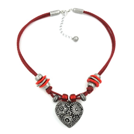 necklace for traditional costume heart