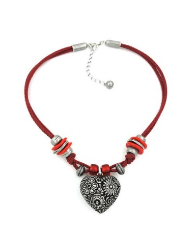 necklace for traditional costume heart
