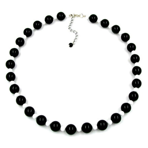 necklace black/ white beads