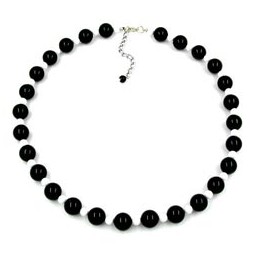 necklace black/ white beads