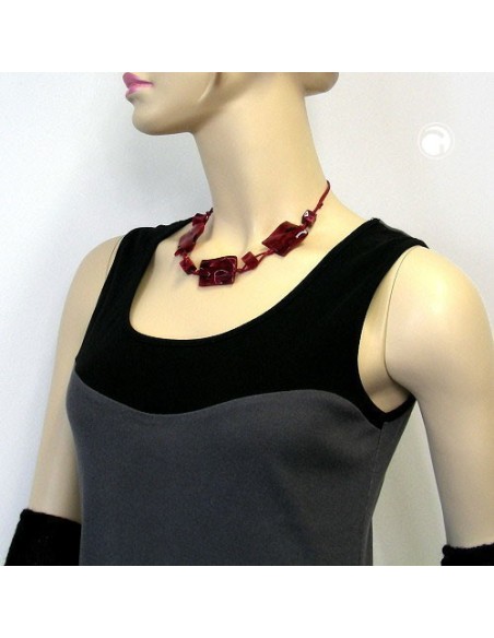necklace 3 large pillow beads waved red/black marbled