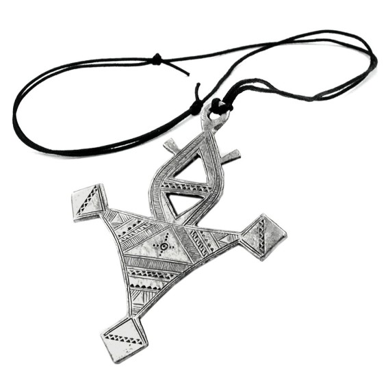 necklace pewter pendant