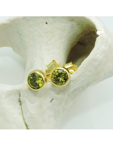 stud earrings 4.5mm cubic zirconia olive green 9k gold