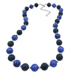 necklace beads blue black