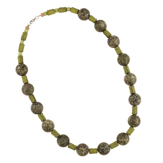 necklace beads oliv-matte plastic beads