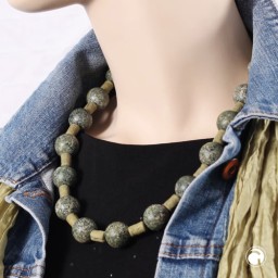 necklace beads oliv-matte plastic beads