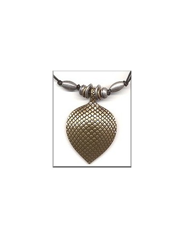 necklace with scale color antique brass