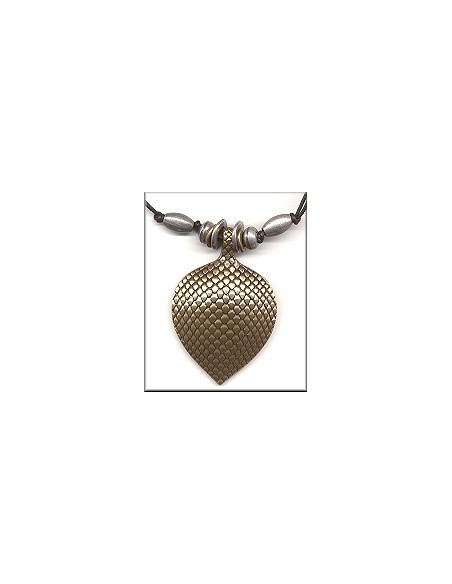 necklace with scale color antique brass