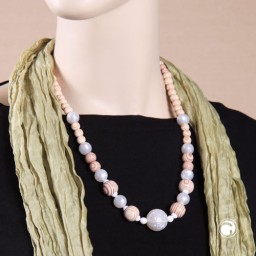 necklace with wooden an plastic beads