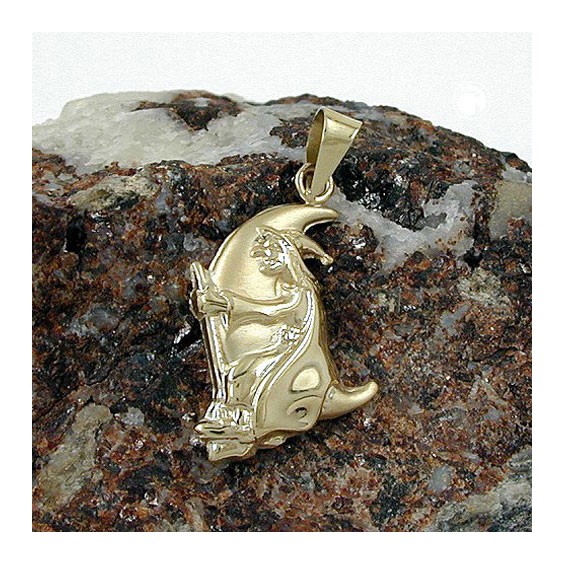 pendant witch on the moon 9k gold