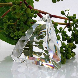 pendant triangle clear crystal