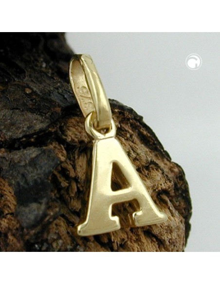 pendant 8x6,5mm initiale a shiny 9k gold